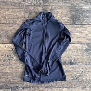 Nike Dri-fit Womens Small Half Zip Pullover in black